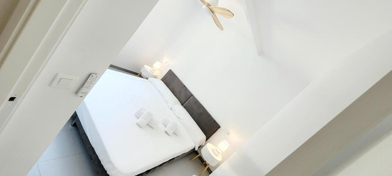 Precioso Apartamento Reformado En 1Ra Linea De Mar Sin Vistas Calella De Palafrugell Kültér fotó